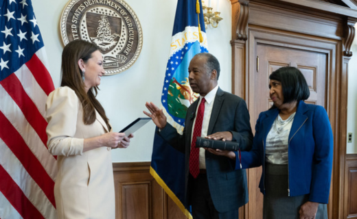 Ben Carson Sworn as USDA National Nutrition Advisor